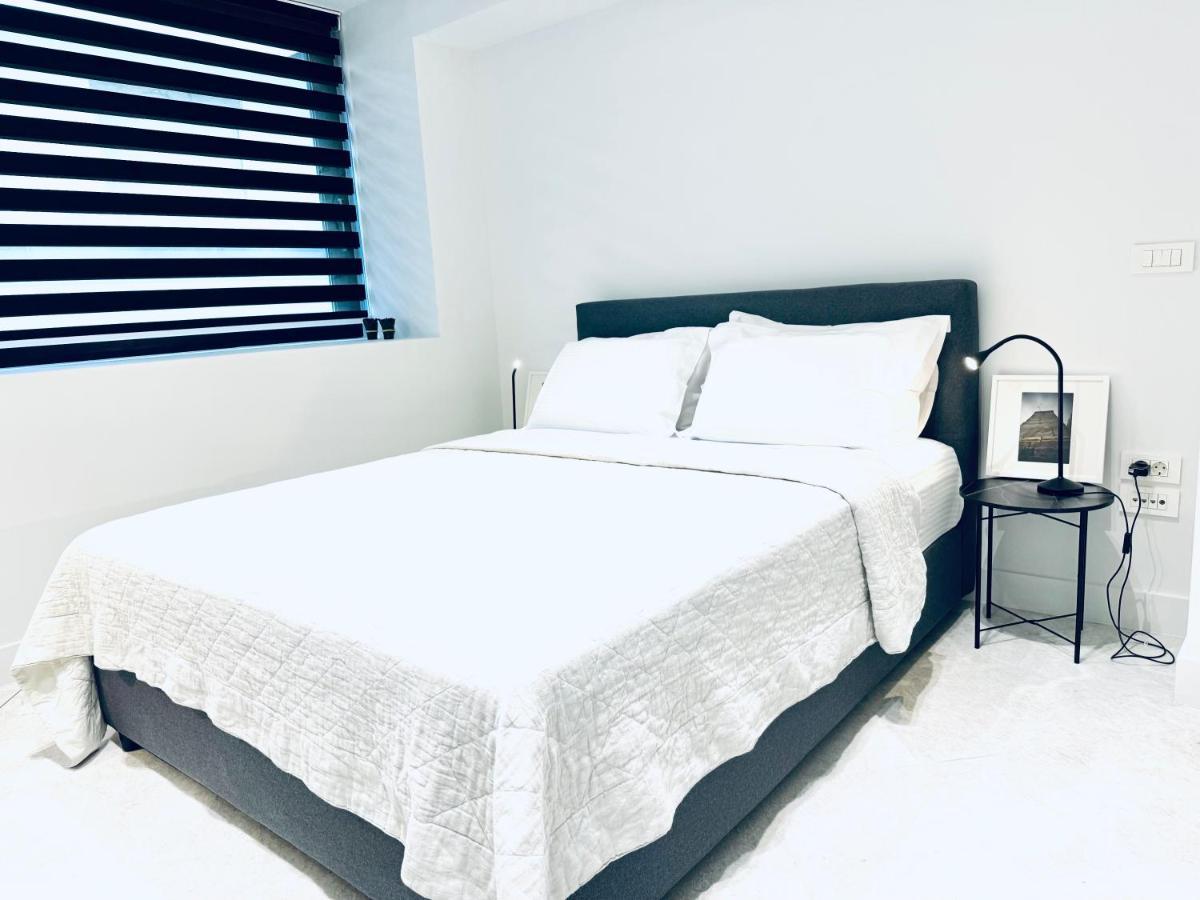 Stylish Central Superior Bedroom In Kolonaki 아테네 외부 사진