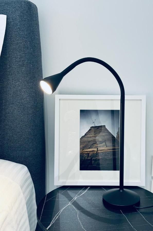 Stylish Central Superior Bedroom In Kolonaki 아테네 외부 사진