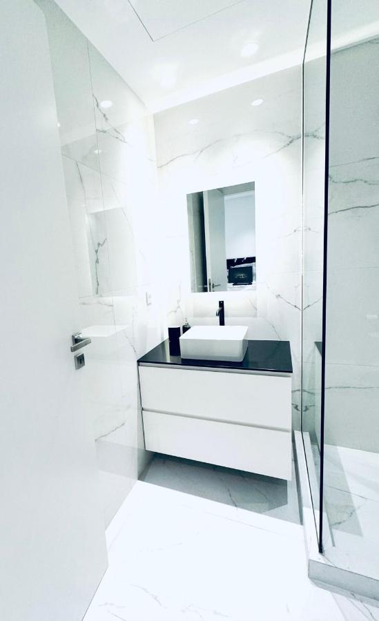 Stylish Central Superior Bedroom In Kolonaki 아테네 외부 사진